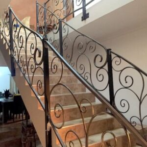LIZANNE design-steel balustrades with curls