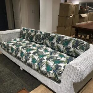 Occasional chairs and sofas